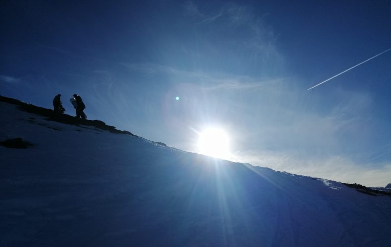 schladming, slow tourism, krahbergzinken, skitour, hike and ride, snowboarden, snowboarding, schneewandern